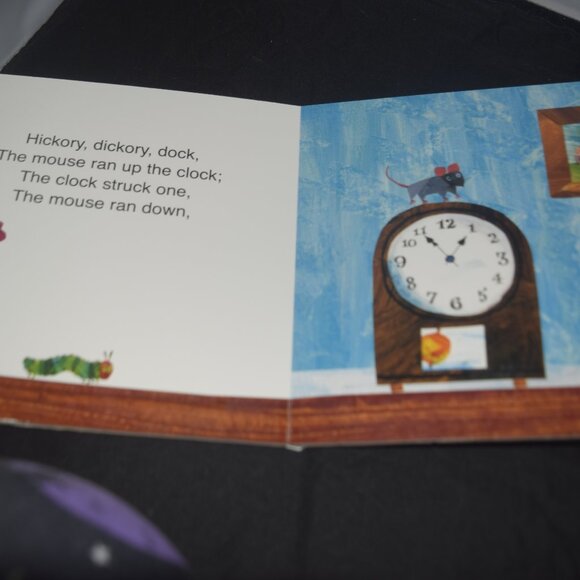 Eric Carle's Twinkle, Twinkle, Little Star and Other Nursery Rhymes - Picture 3 of 3